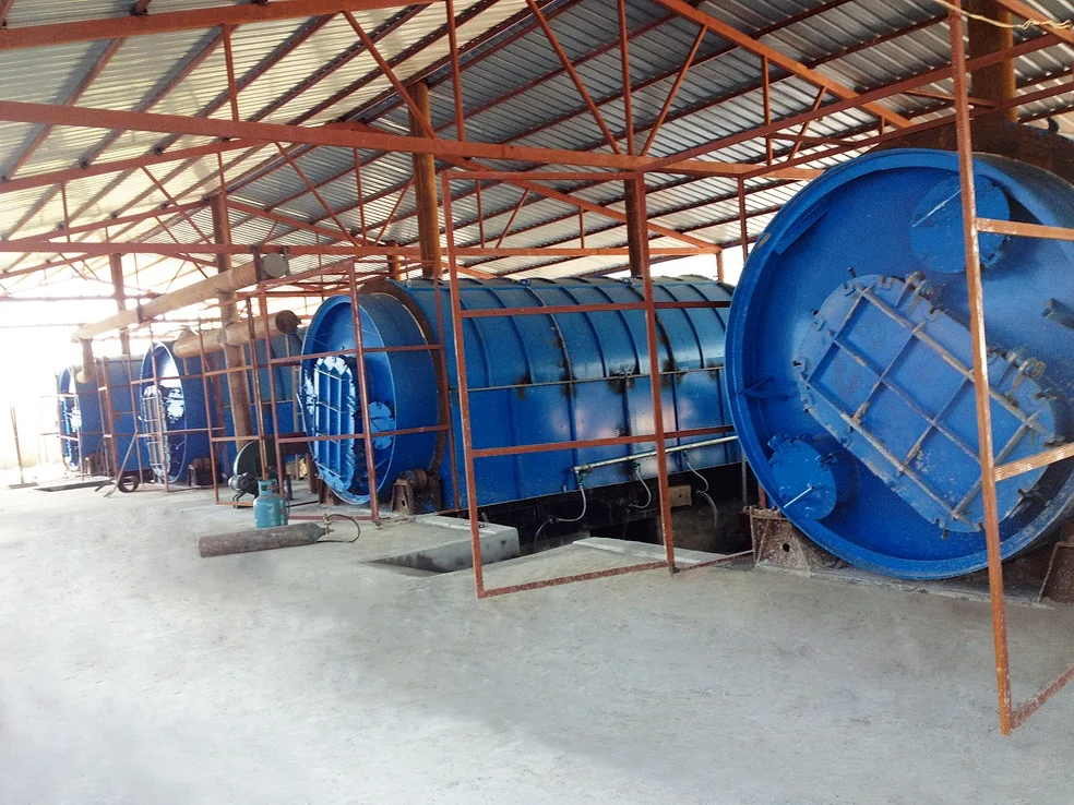 Непрерывный Тип шинных отходов шин пластмасса, резина, нефтешламов пиролизная установка для извлечения мазута энергии с установкой