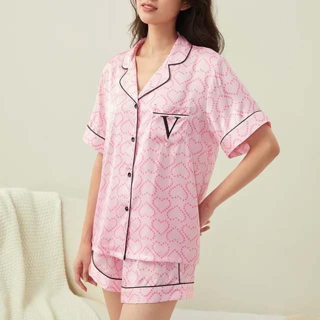 New Design Summer Ladies Pink Ice Silk Satin Printed Heart V Neck Luxury Bridesmaid Princess Sleeping Pajamas PJS Set For Women