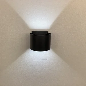 LED Outdoor Wall Light, Outdoor Waterproof Lighting Lamp, IP65, Adjustable up and Down, Adjustable Color Temperature