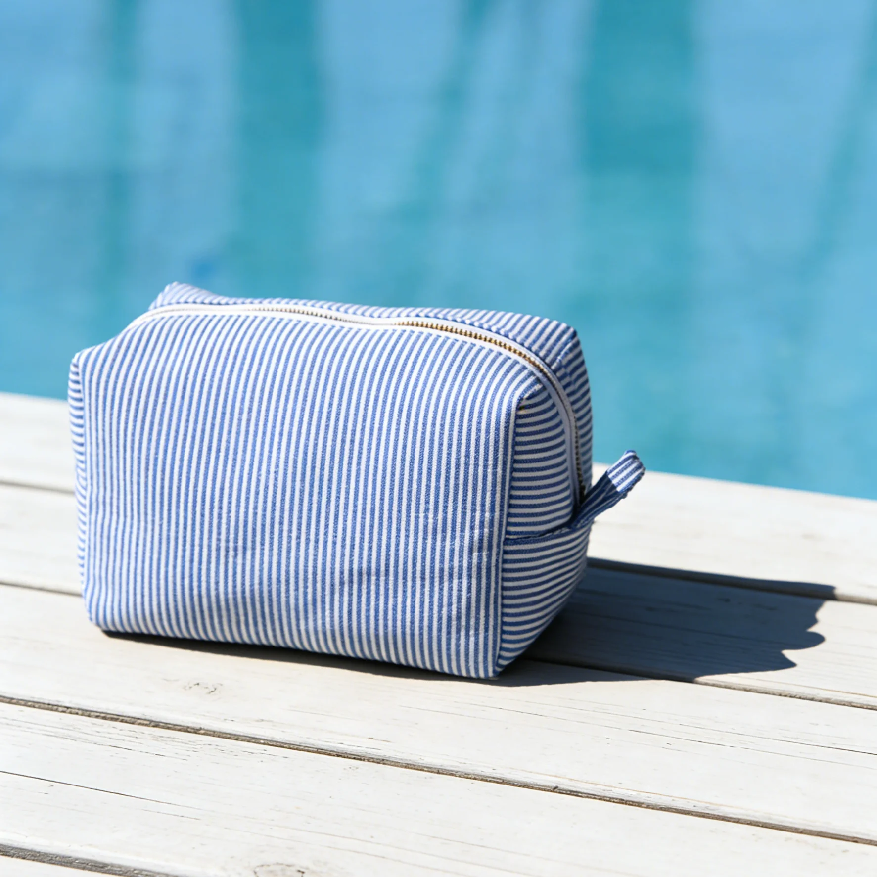 Custom Fashion Quilted Terry Cloth Waterproof Beach Makeup Bag Portable Travel Toiletry Pouch with Zipper
