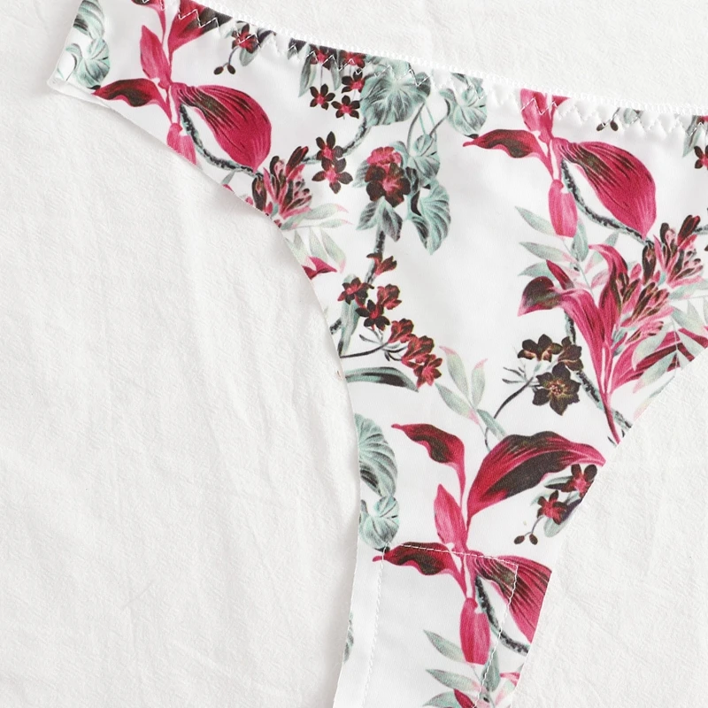 Pretty Style Attractive Floral Printed Thong Womens Tight Panties In