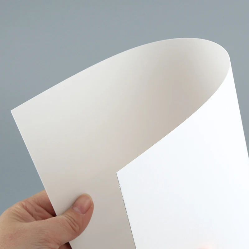 Quality A4 Copy Paper 80, 75 GSM Copy Paper A4 80GSM 500 Sheets Per Ream for Sale