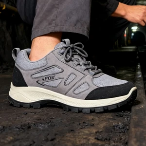 Stylish Versatile Mesh Upper Wear-resistant Durable Sneakers Cushioning Outdoor Climbing Hiking Shoes Desert Trendy Chunky Shoes