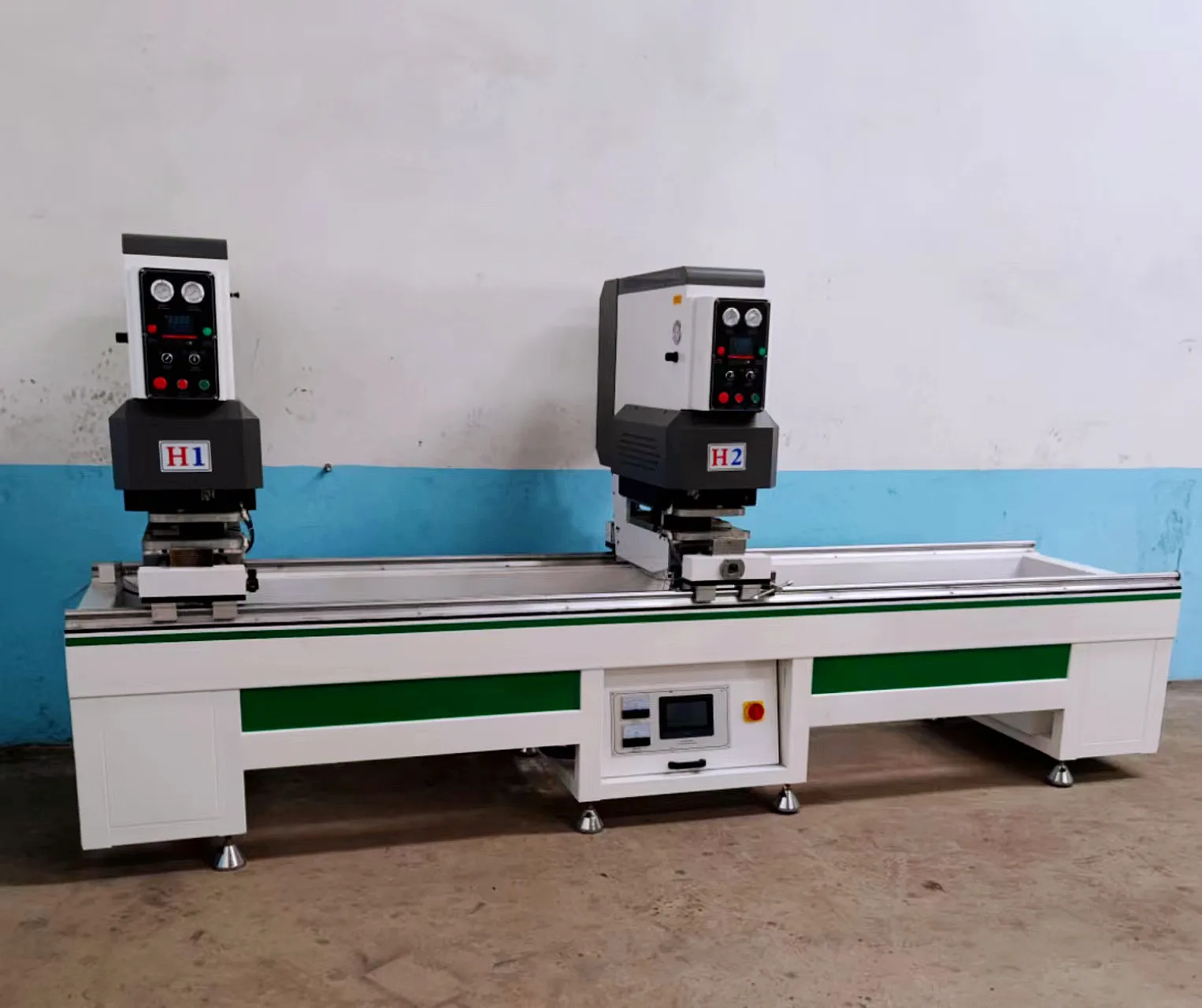 150mm Size PVC Profile Two Heads Seamless Welding Machine for Upvc Window and Door Making