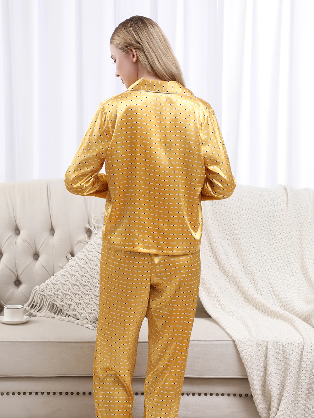 High Quality Silk Pajama Set Sleepwear Satin Elastic Waist Design Women