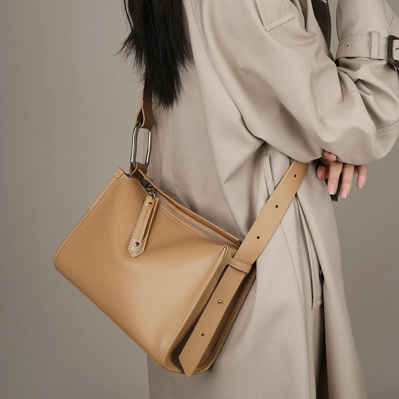 Hot Sale Customize Design Black Leather Crossbody Hand Bag Handbags Leather Cowhide Bag for Women’s Shoulder Bags