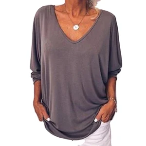 Women's Sporty New Bat V-Neck 3/4 Sleeve Loose Top Solid Color T-shirt with Back Button