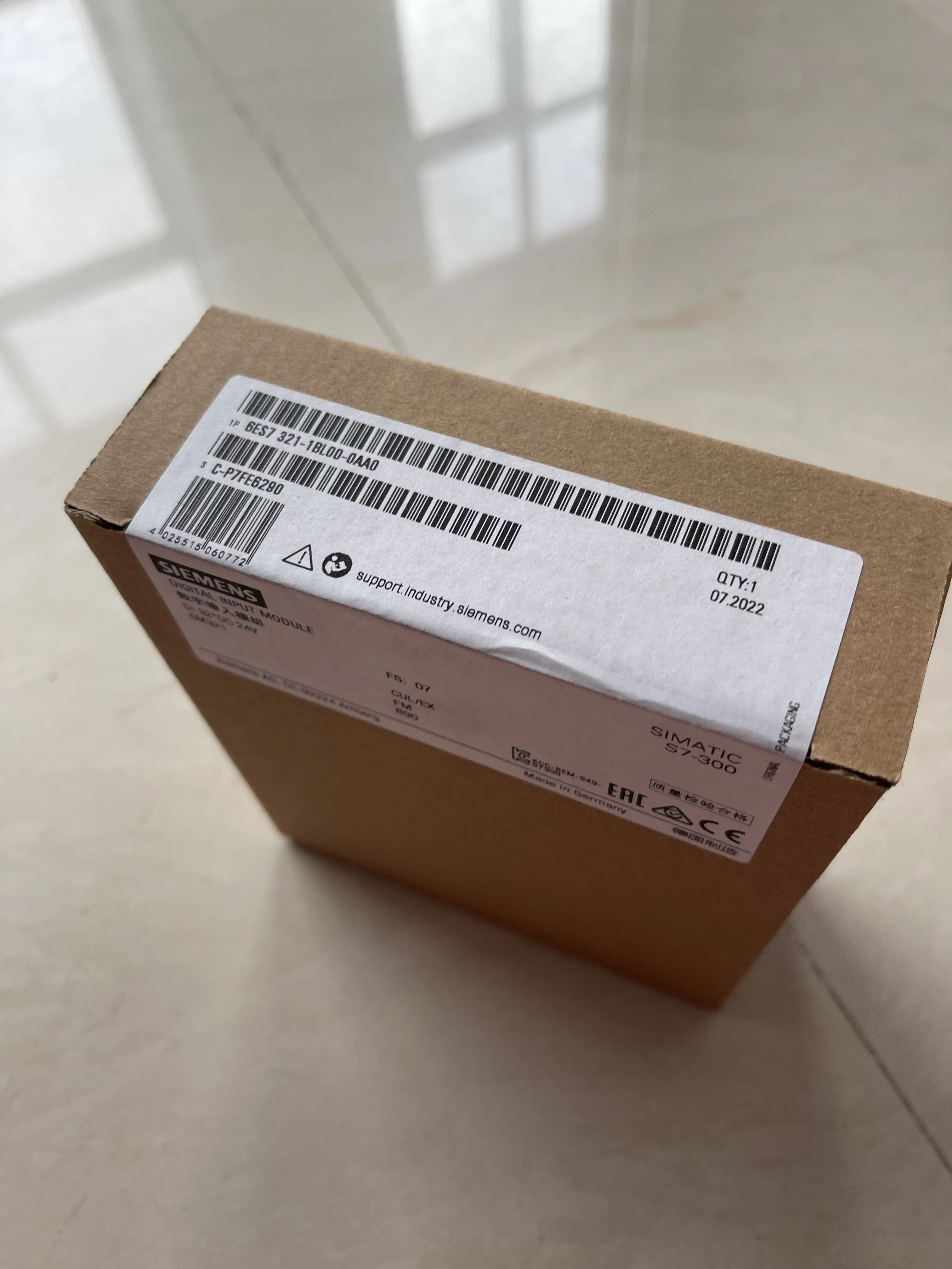 Siemens SIMATIC S7-300 Digital Input/Output Module 6ES7327-1BL00-0AA0