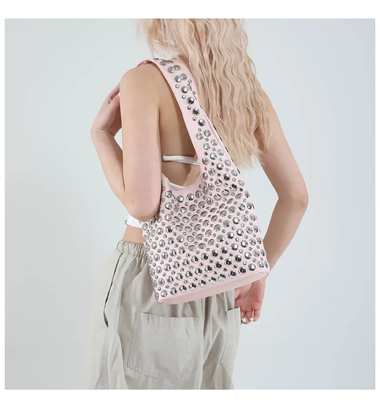 Trendy Vintage Studded Rivet Purses Punk Shoulder Bag for Women Vegan Leather Bucket Designer Underarm Bags