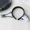 A hair clip-salted fish