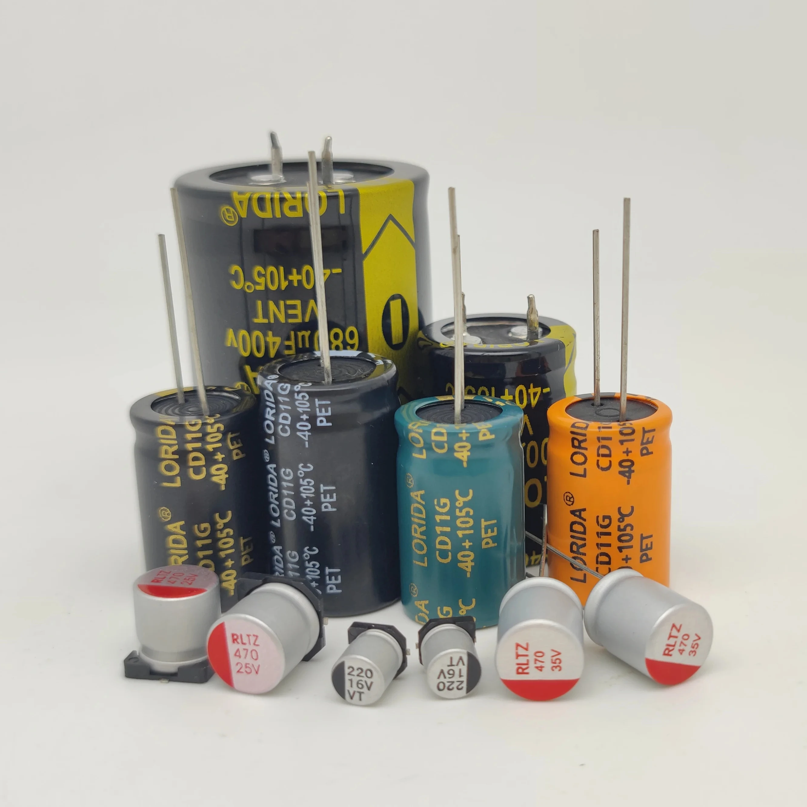 Condensatori Elettrolitici Radiali Goobetter &ndash; 105&deg;C 25V-450V Da 100&micro;F A 100000&micro;F