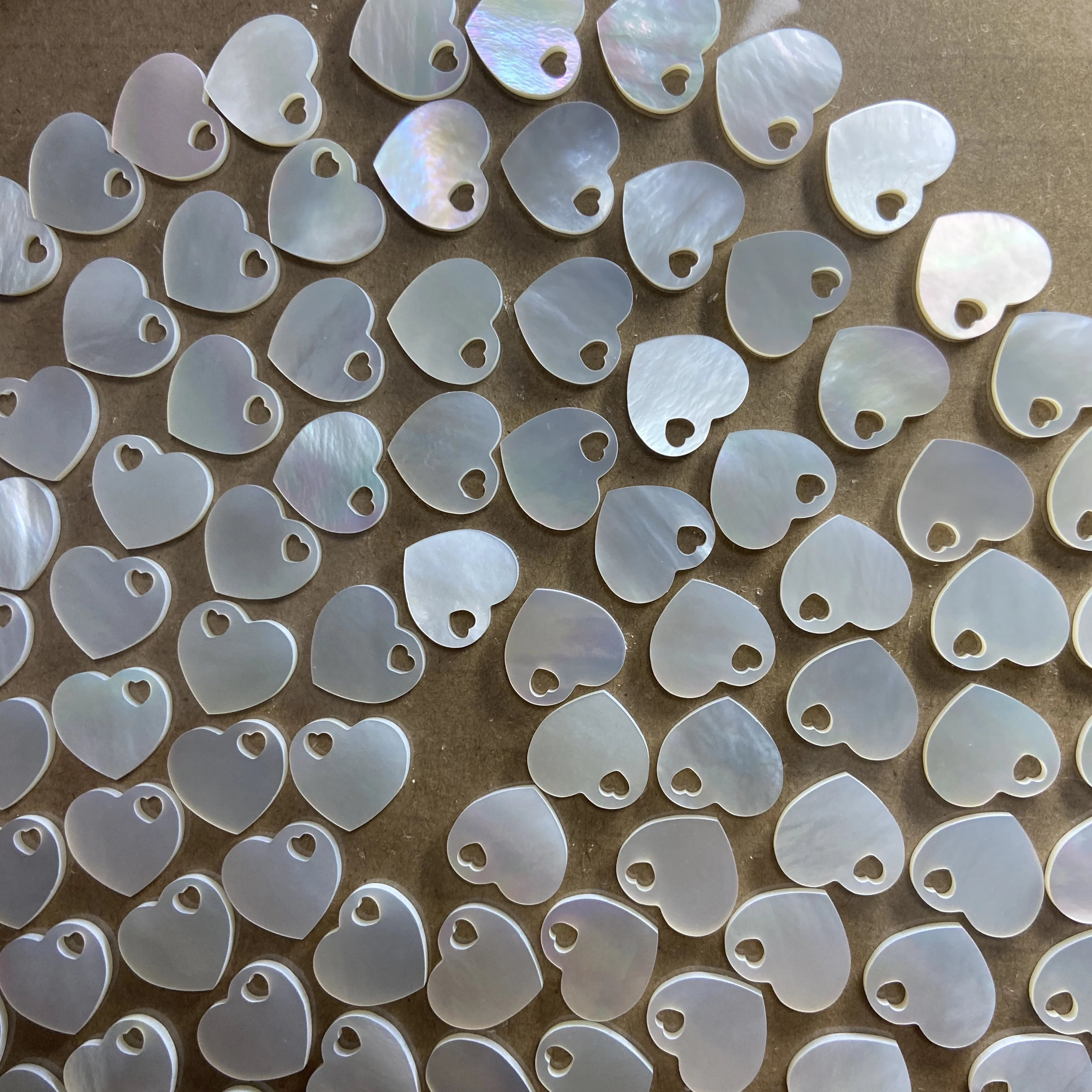 Natural Mother of Pearl Shell Double Flat Heart Shape Pendant Stone Drill Hole MOP Gemstone
