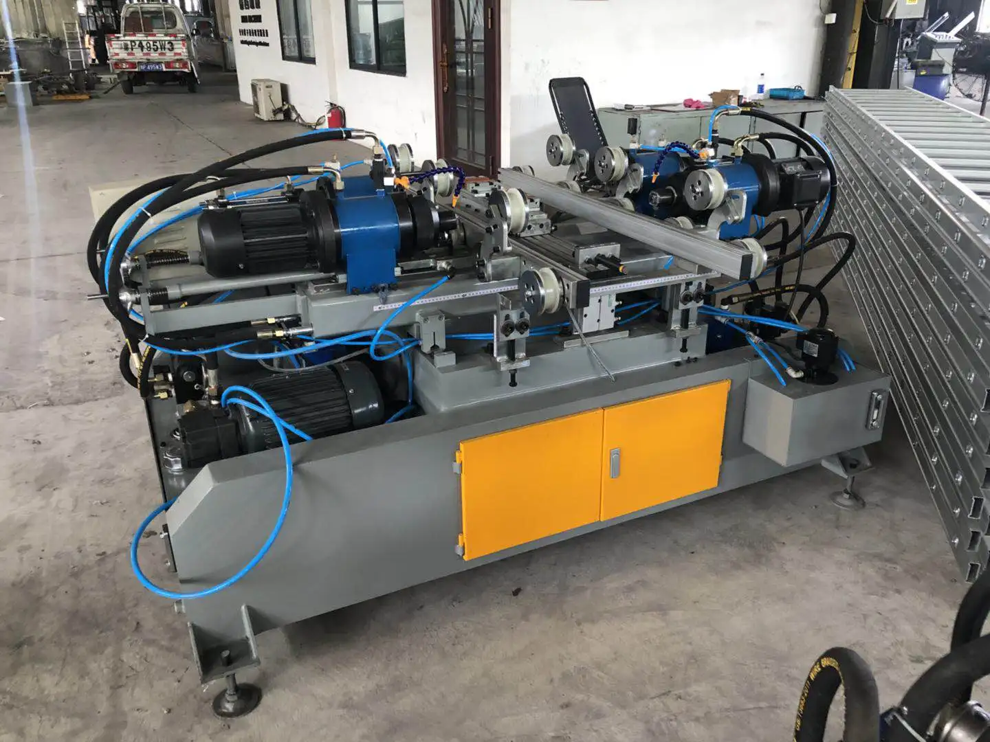 Full Automatic Ladders Making Expanding and Riveting Machine for the Aluminum Ladders