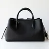 Nero (esclusa borsa pendente)