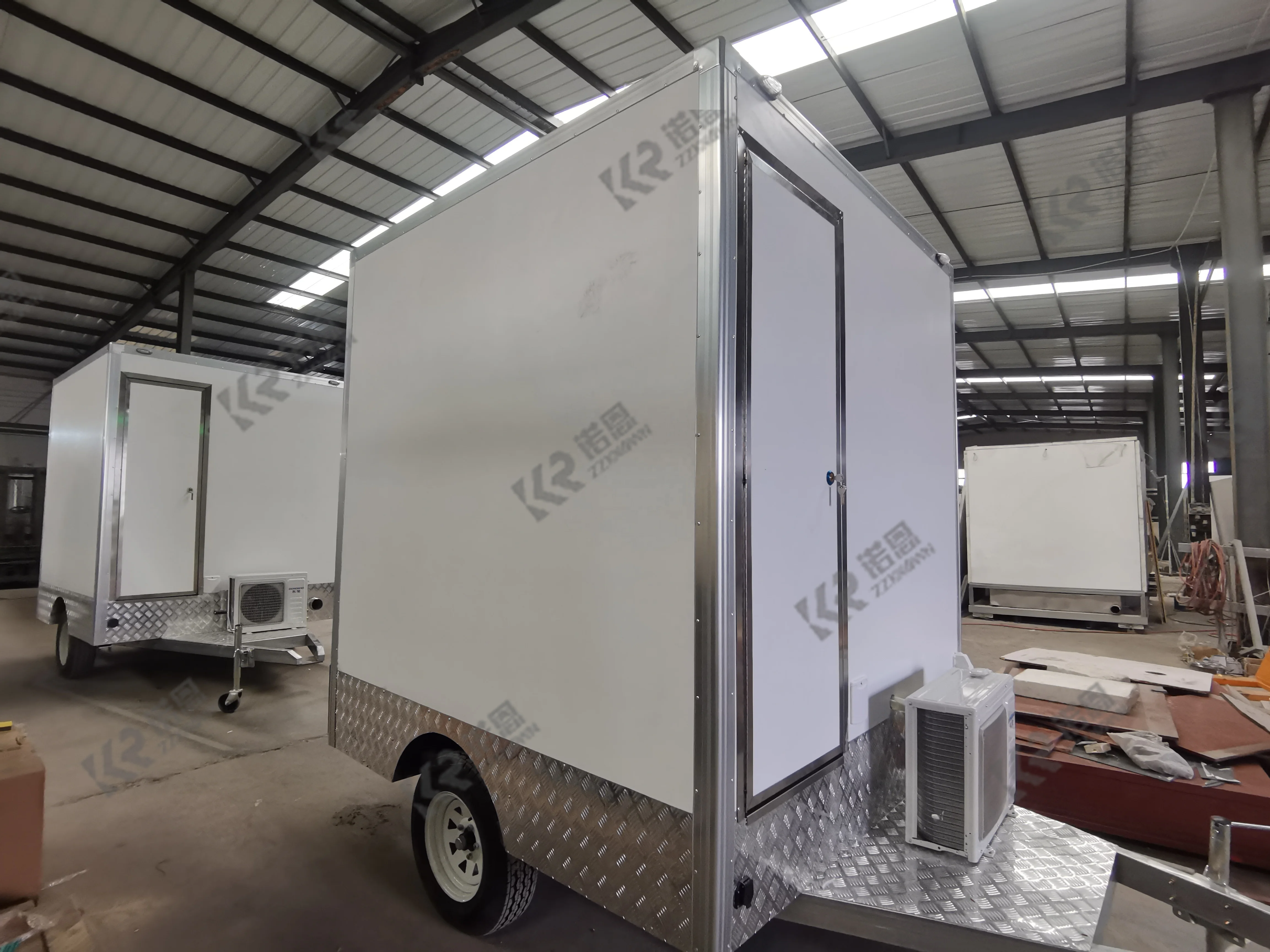 ZZKNOWN Mobile Luxury Portable Toilets for Sale Custom Cheap Bathroom Portable Toilet Trailer Portable Toilet and Shower Room