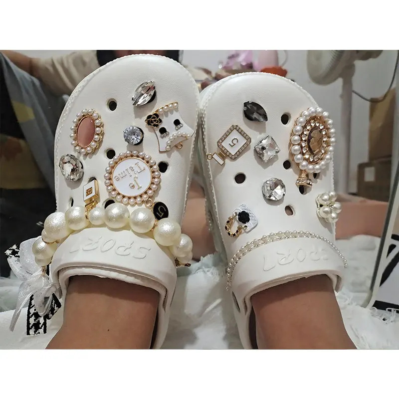 Bling Croc Charms Shoes Charms Luxury Shoe Accessories with Rhinestone and  Imitated Pearl DIY Shoe Decoration for Women and Girl…