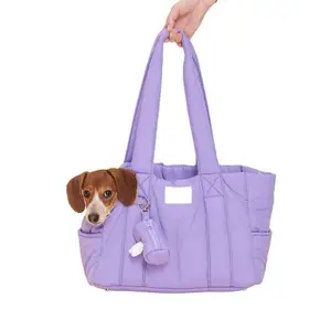 Hot Sale Customized Portable Travel Dog Bag Soft Touch Design with Larger Capacity for Carrying Travel Pets Bag