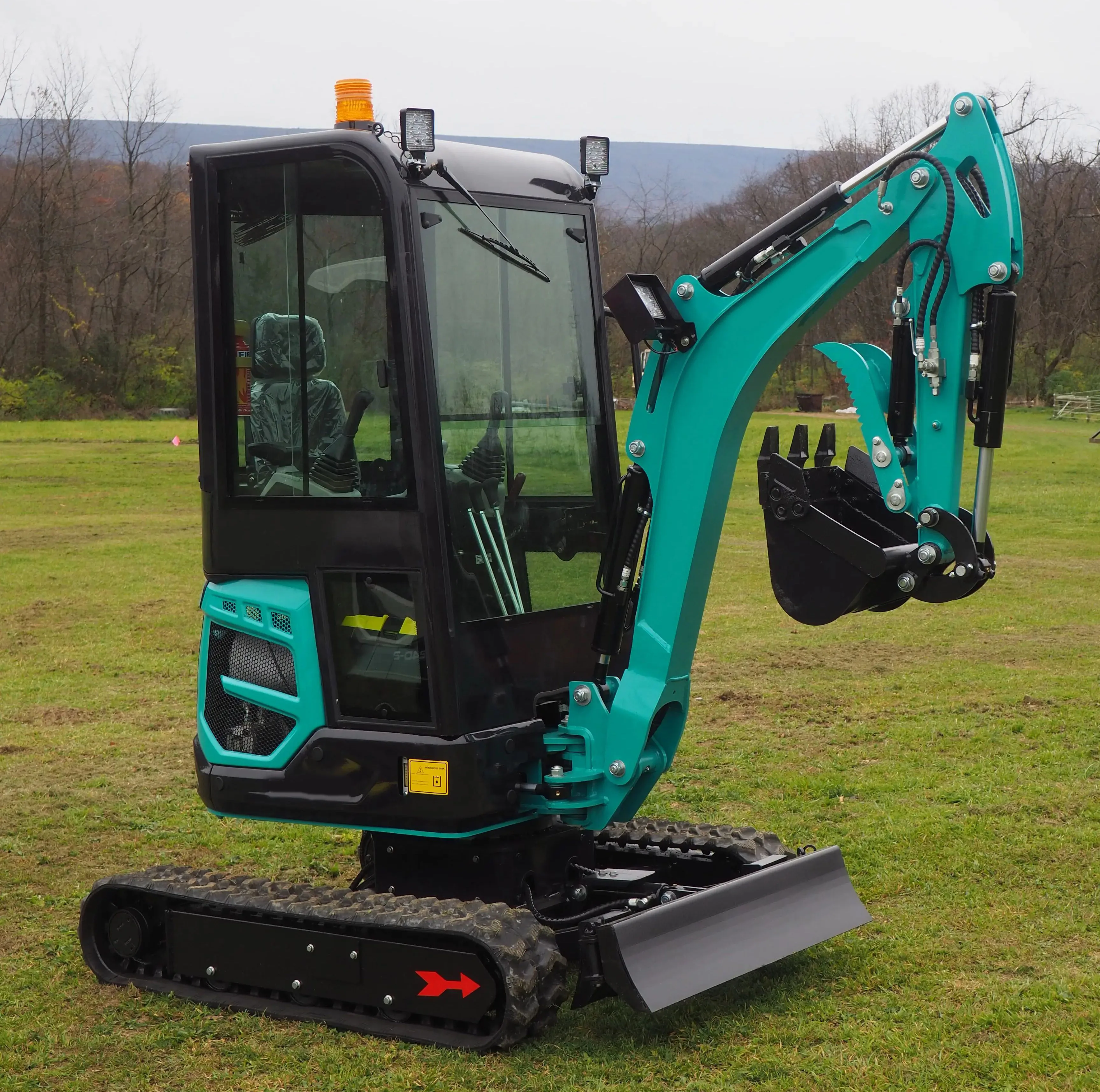 Gratis fragt Mini spade Farm 3,5 ton Kubota hydraulisk multifunktionel krybergravede EPA Mini gravede 1 tons spadere 2 ton