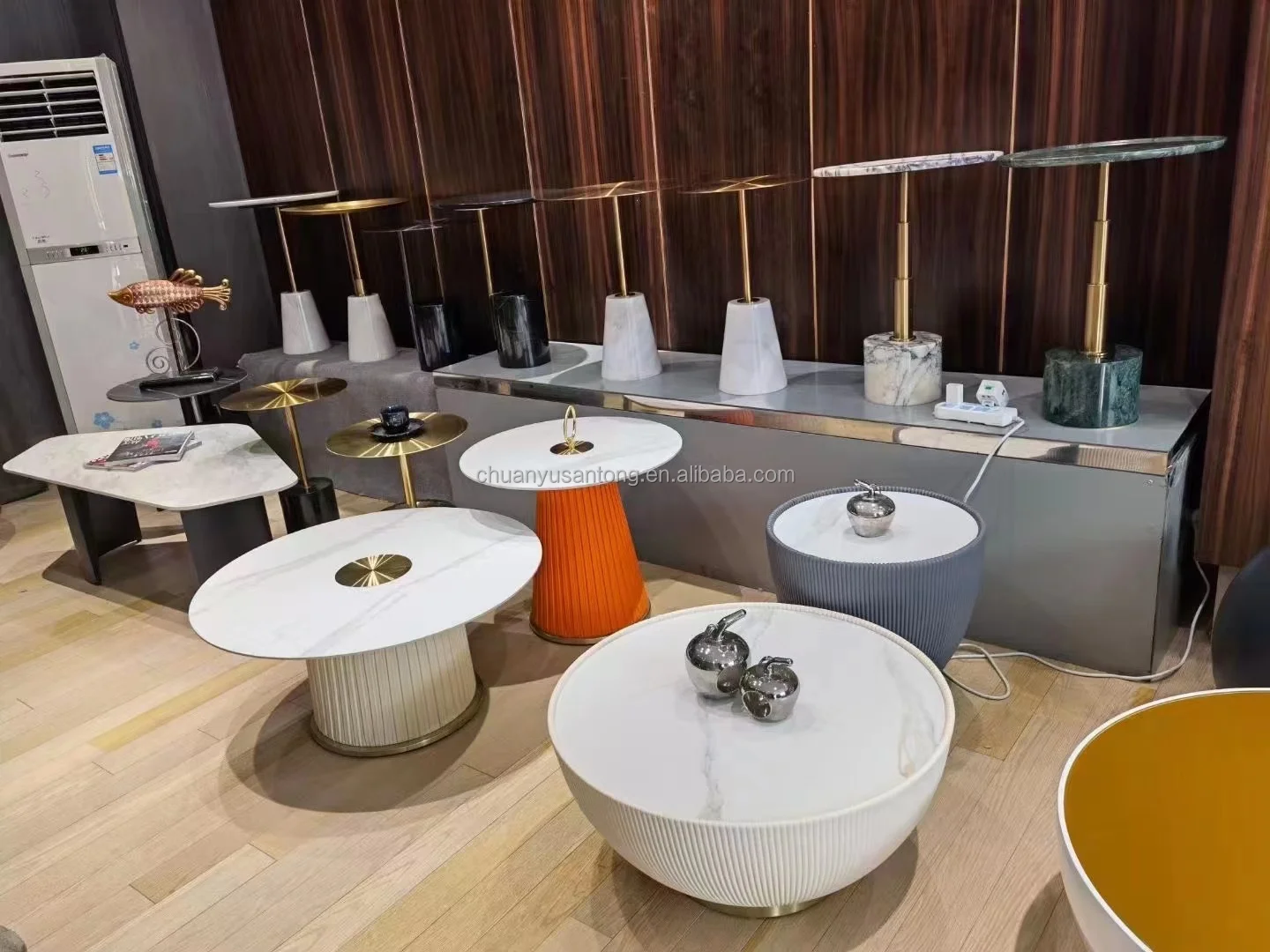 Round Gold Electroplated Stainless Steel Leg Side Coffee Table For