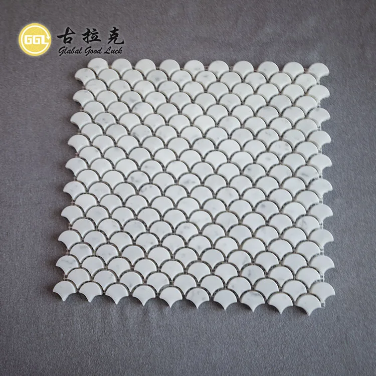 Interior Decorative Calacatta White Fan Shape Marble Mosaic Tiles manufacture