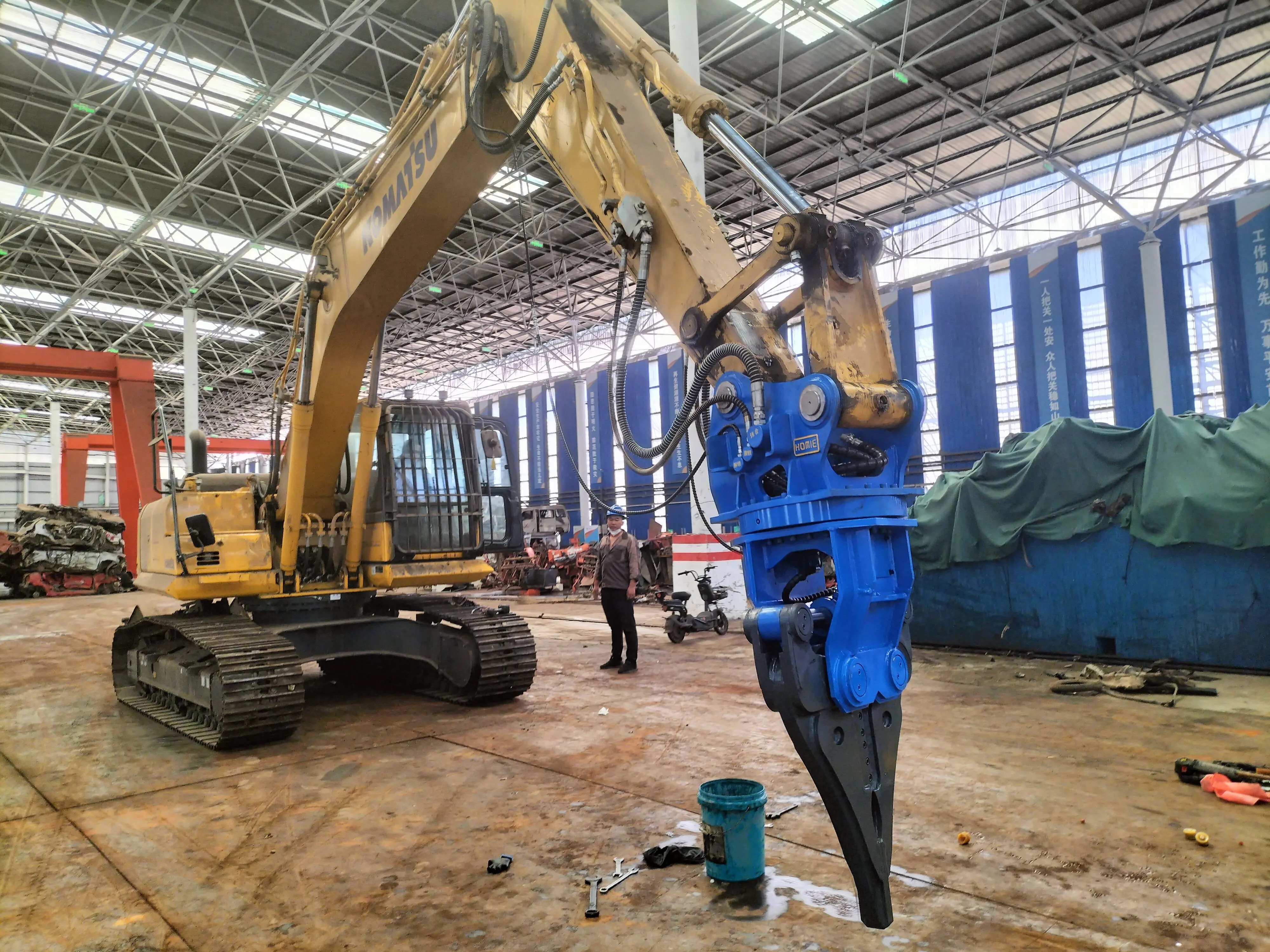 Homie Hydraulic Car Shear Scrap Auto Cutting Shear Car Dismantle ...