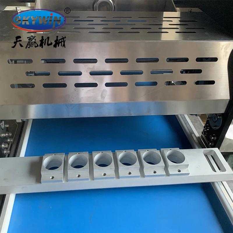 Semi Automatic Nylon rubber Conveyor Cookies Dough Machine Snack Food Factory
