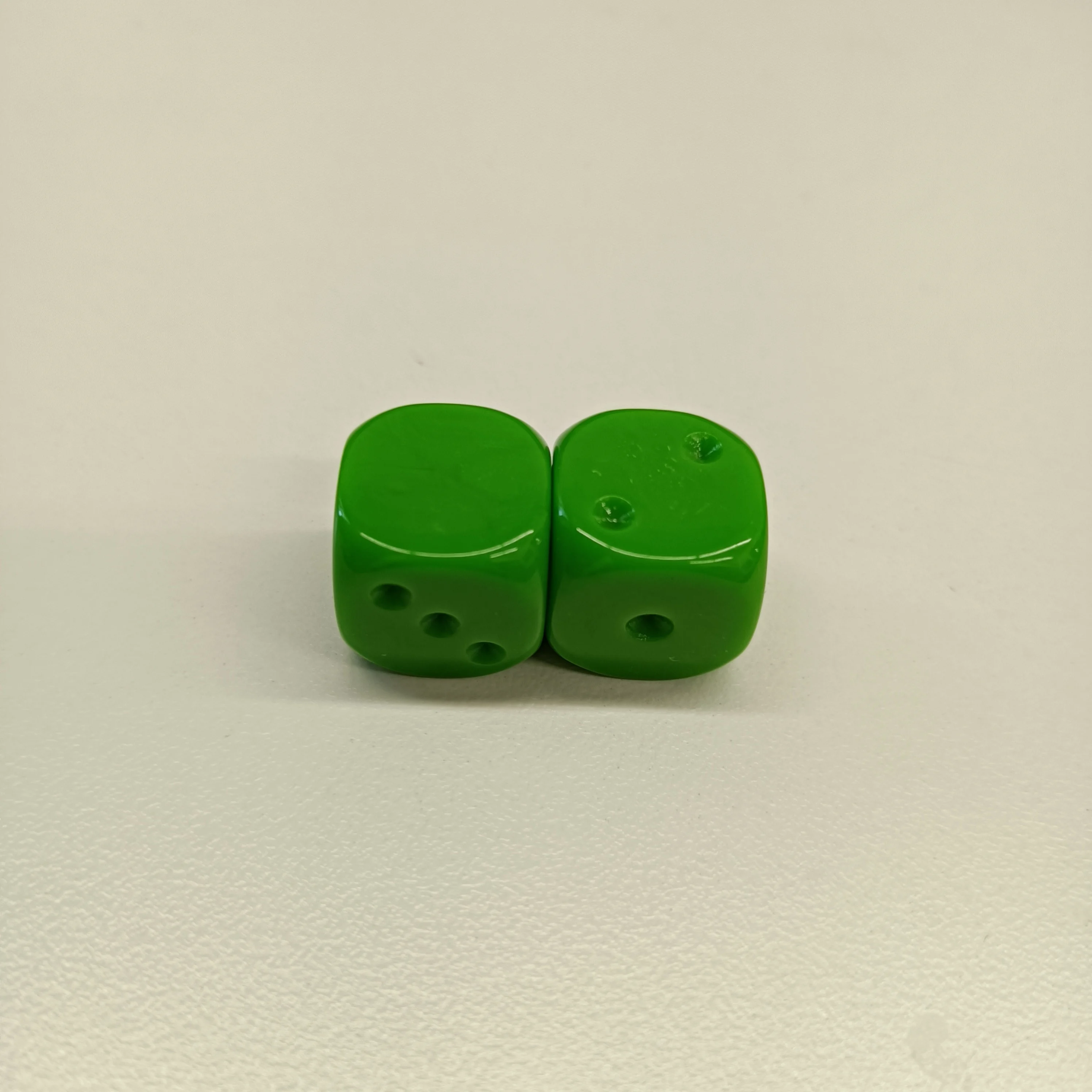 Wholesale 16mm Round Corner Colored Plastic Dice with One Side Blank Customized Color & Logo for Board Games and Promotions