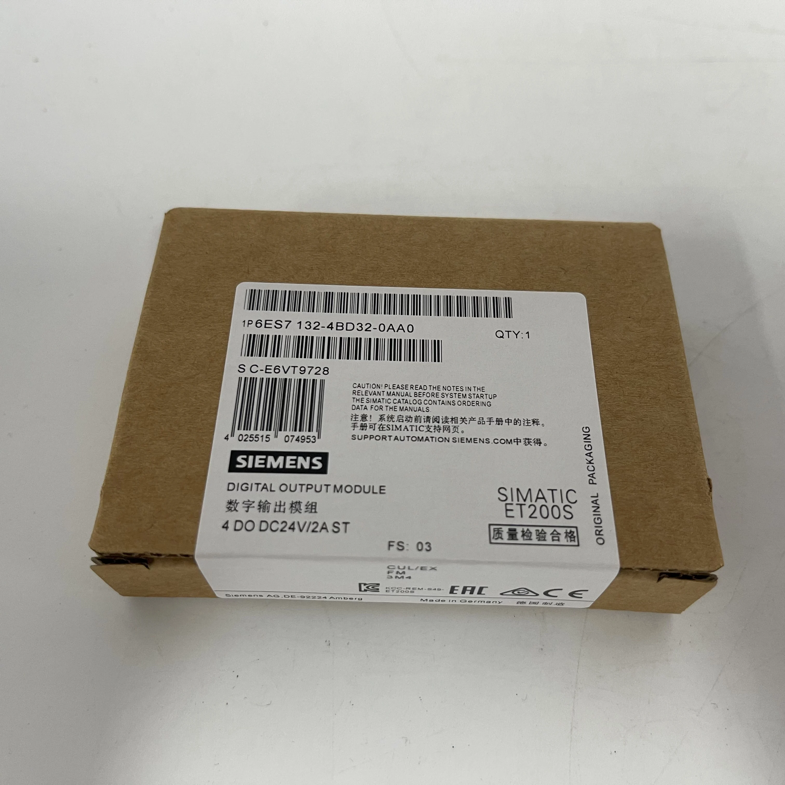 SIEMENS Digital Output Module 6ES7132-4BD32-0AA0 SIEMENS Digital Output Module 6ES7132-4BD32-0AA0