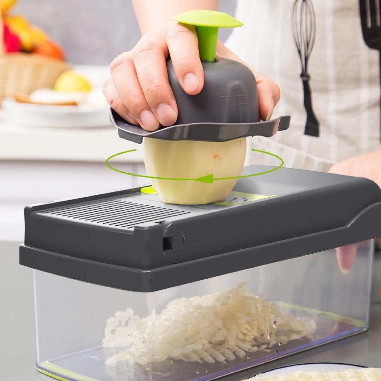 Multifunctional vegetable cutter