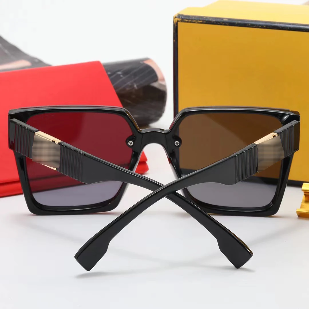 Gafas de sol clásicas famosas de Marca de diseño de lujo mujeres gafas de  sol 2023 Gafas Replaca - China Gafas de sol de diseño y gafas de sol para  mujer precio