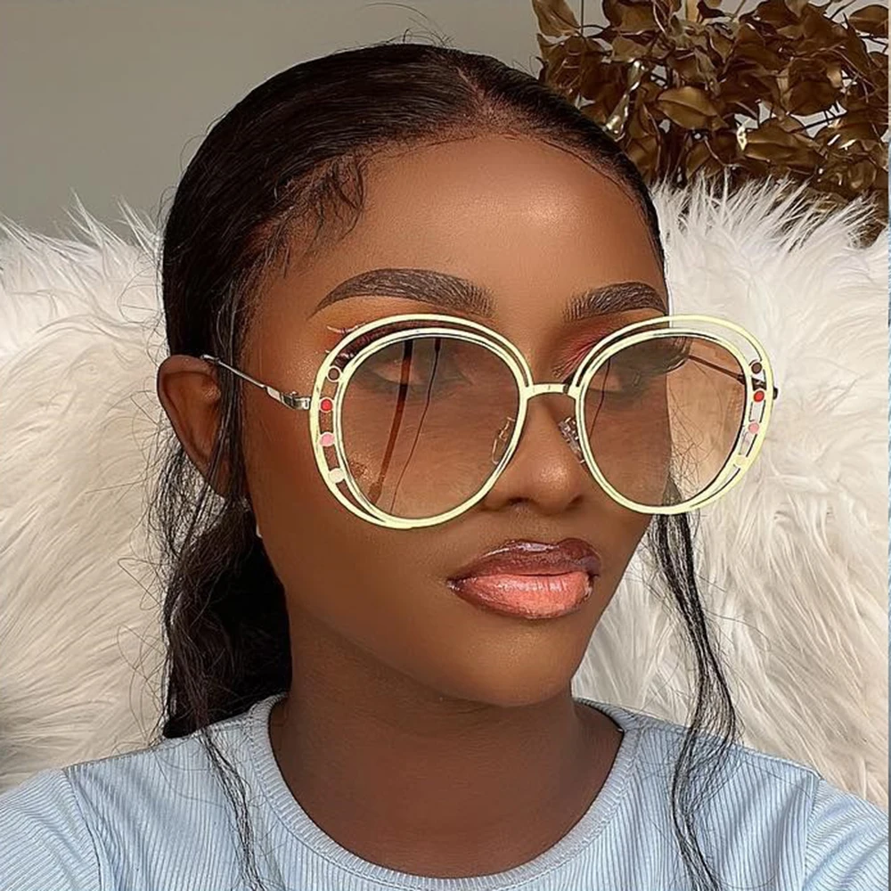 Bundle 2 luxury/vintage/high fashion/beautiful/quality sunglasses, brand new Amazon.com: Madison Avenue 2 Pack Classic Vintage Sunglasses  main image 3