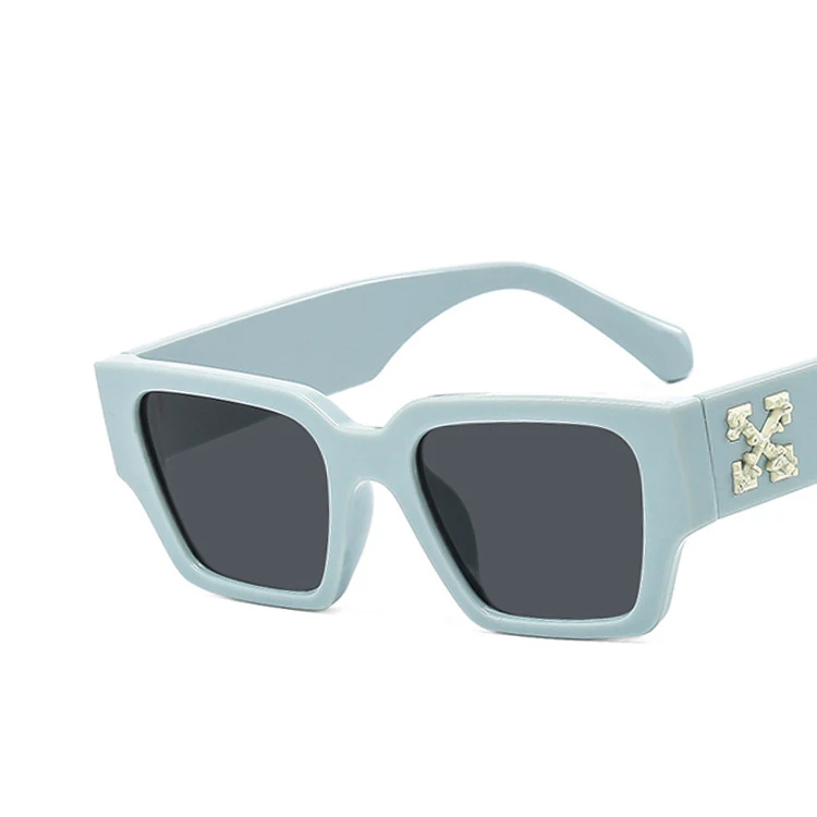Latest Designer Square Sunglasses for Women Vintage  display picture 2