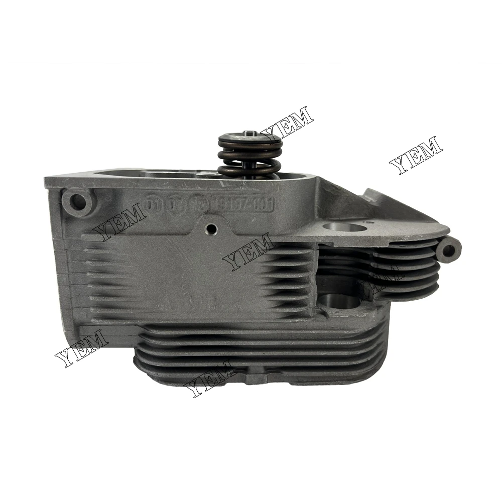 F6L912 Cylinder Head Assembly for Deutz Cylinder Head Assembly Replacement Engine Parts 6