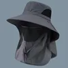 Gris oscuro