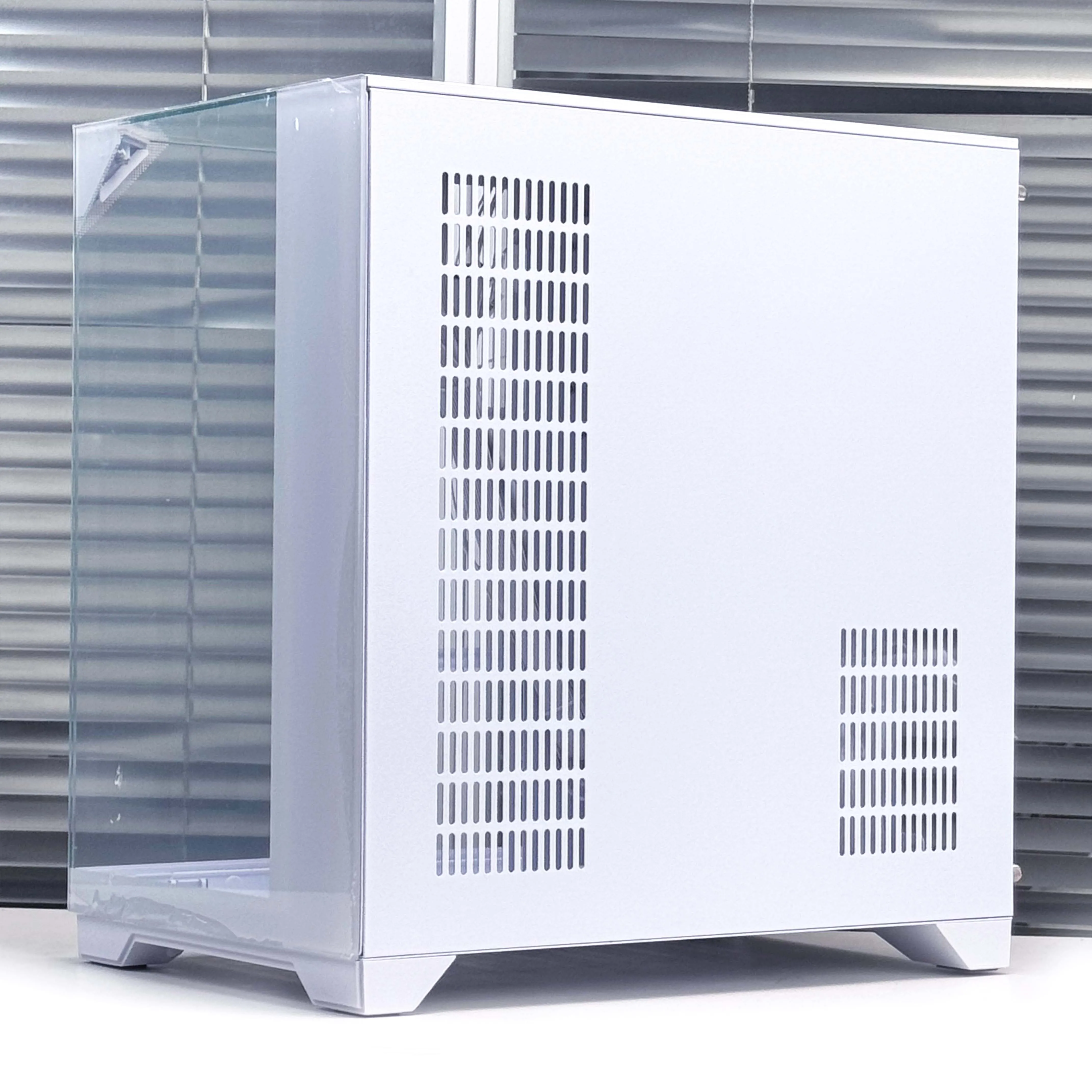 OEM/ODM S3 Zoro Customized Animation Cool ATX Motherboard Customizable Gaming Mid Tower aperçu 2