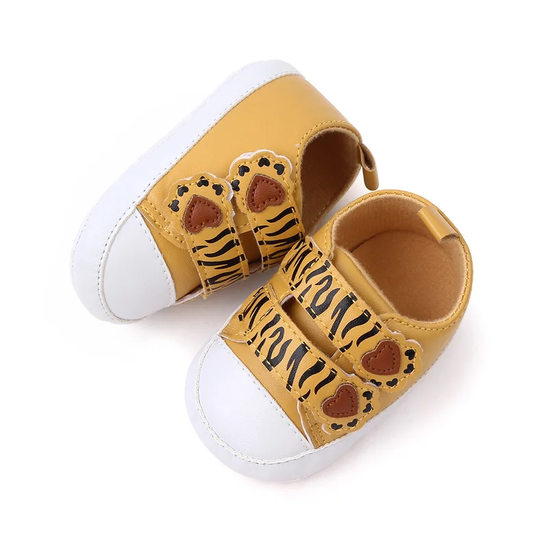 New Arrival Cute Foot Printing Hook&loop Soft PU Leather Baby Casual Boy Shoes Prewalker Shoes factory