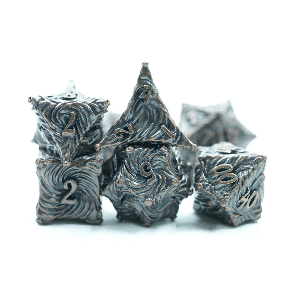 7-deler Polyedrisk Dungeons and Dragons RPG Terningssett Svart Kobberstripe Metall for DND Spill