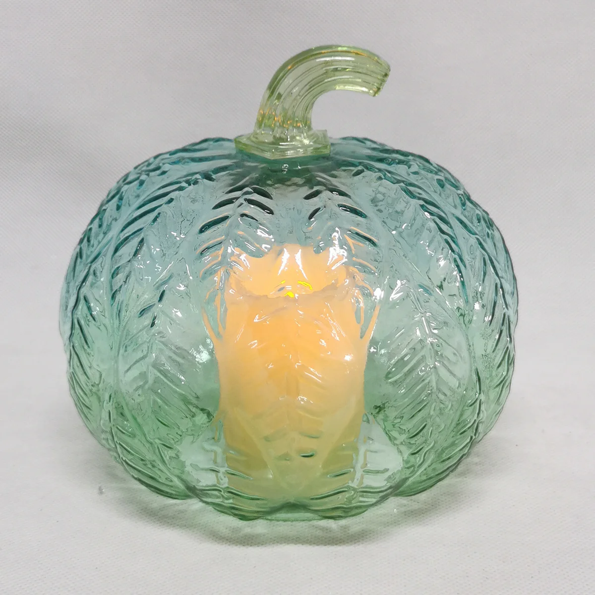 Wholesale battery operated indoor halloween lighted home tabletop decorations glass pumpkin led candle cloche