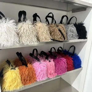 BUSY GIRL RS1206 Women Fur Bag Custom Winter Women's Fluffy Tote Handbag Wool-Like Crossbody Handbag 436 Sheepskin Tote Bag 2026