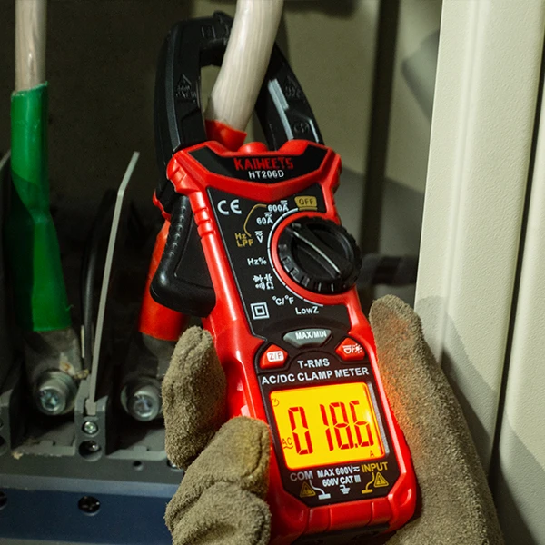 True RMS LCD Backlight Digital Clamp Meters Maximum Display 6000 2500A w/ Frequency & Duty Cycle Temperature Test UNI-T UT222
