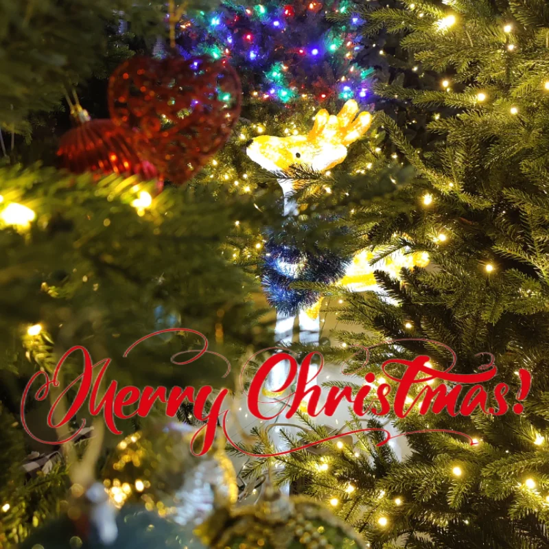 2023 New Products Hot Sale Wholesale 7ft Prelit Luxury Artificial