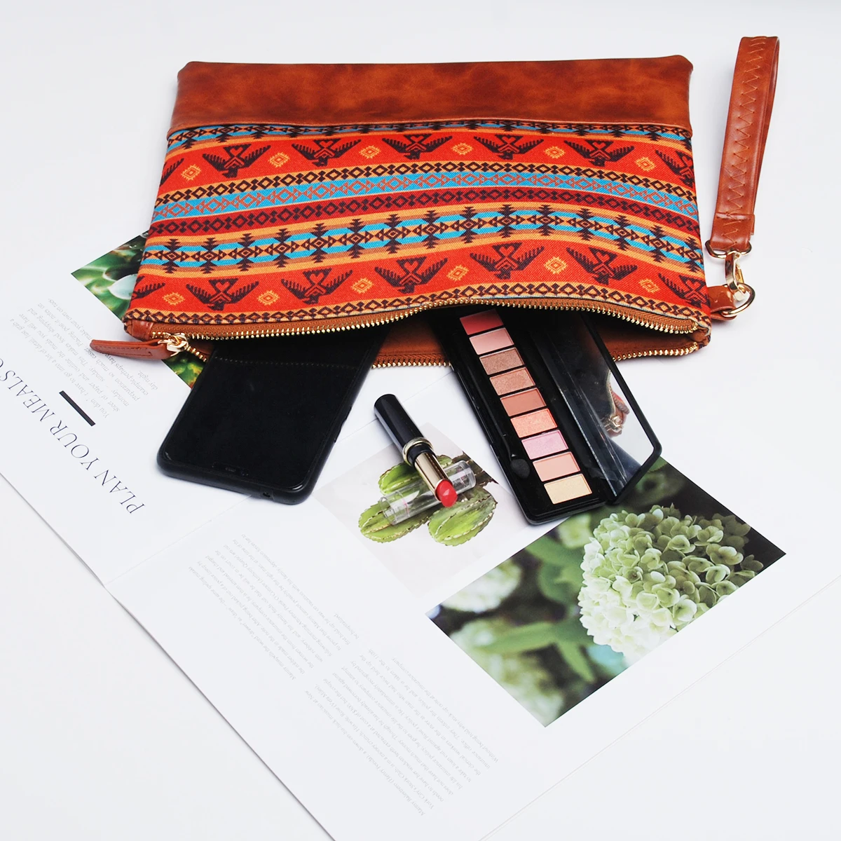 Customizable 100 Pcs Women Eagles Tribal Canvas PU Leather Wallet Traditional Orange Aztec Clutch Maya Civilization Wristlet