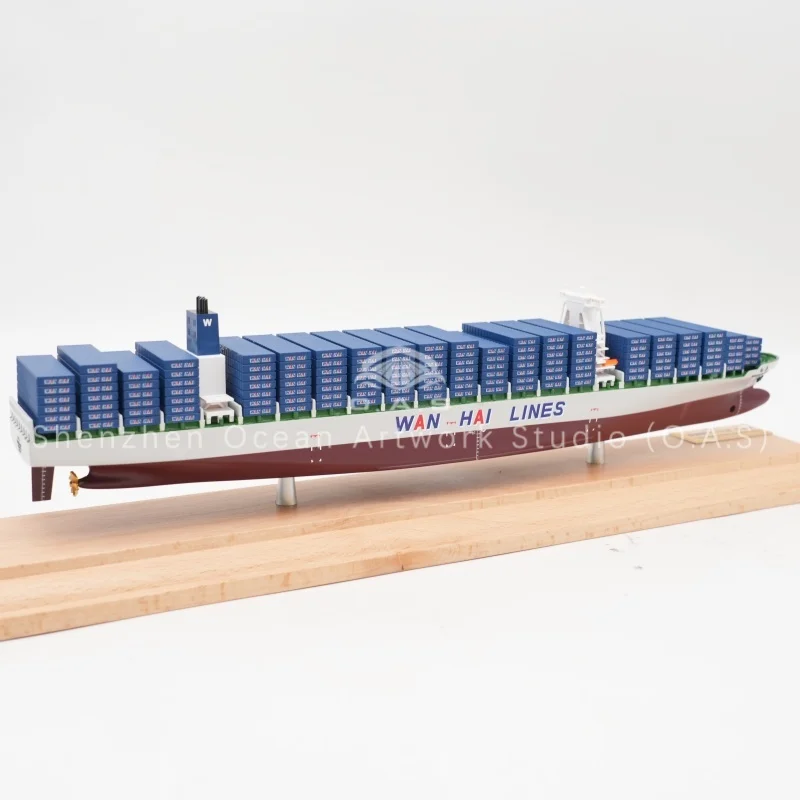 High-detail shipping container scale model, specially crafted for Hapag-Lloyd branding. Made with premium materials and precise scale design, restoring authentic appearance and fine details. We professionally make and produce customized products, supporting logo, color and marking customization. Ideal for logistics gifts, shipping promotions, exhibitions and corporate souvenirs. Stable quality, factory direct supply, accept small and bulk orders, perfect for enhancing brand image in shipping and logistics industry.Amber@vesselmodel.com Tel: +86 18038048785