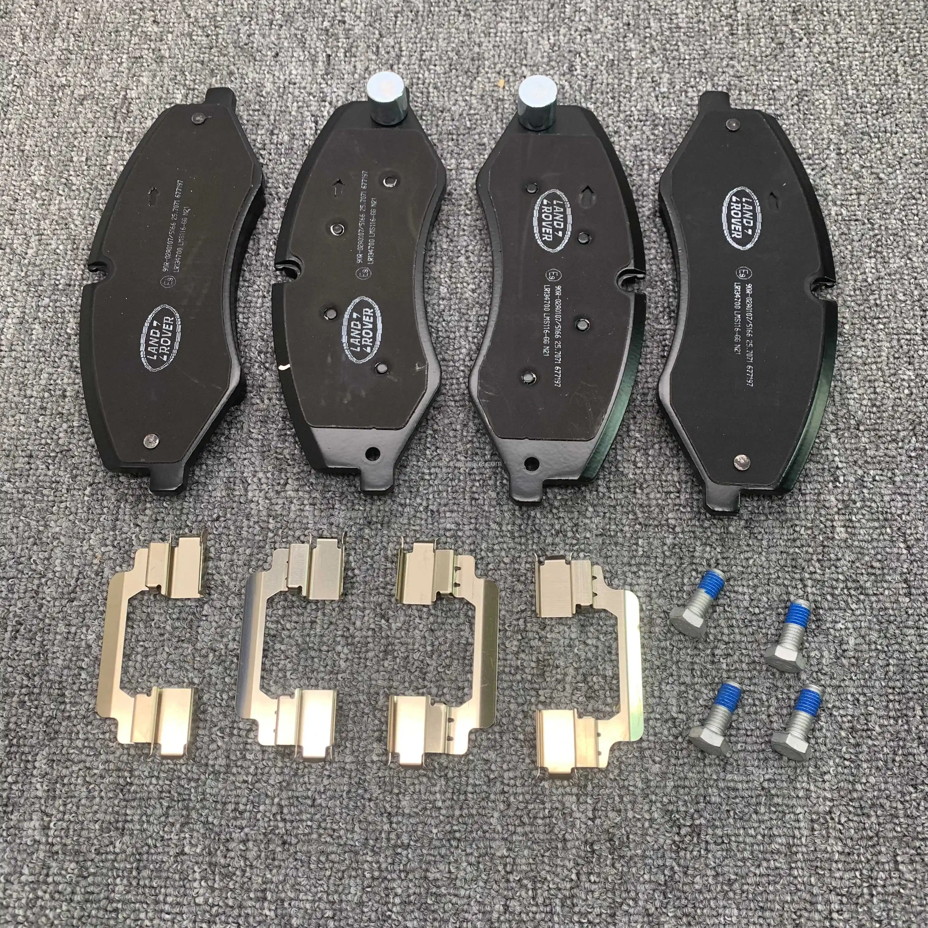 Lr134700 Auto Parts Brake Pad For Land Rover Discovery Range Rover