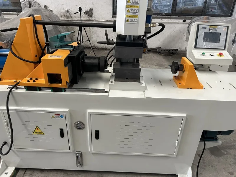 Автоматическая симплексная термоусадочная машина для труб