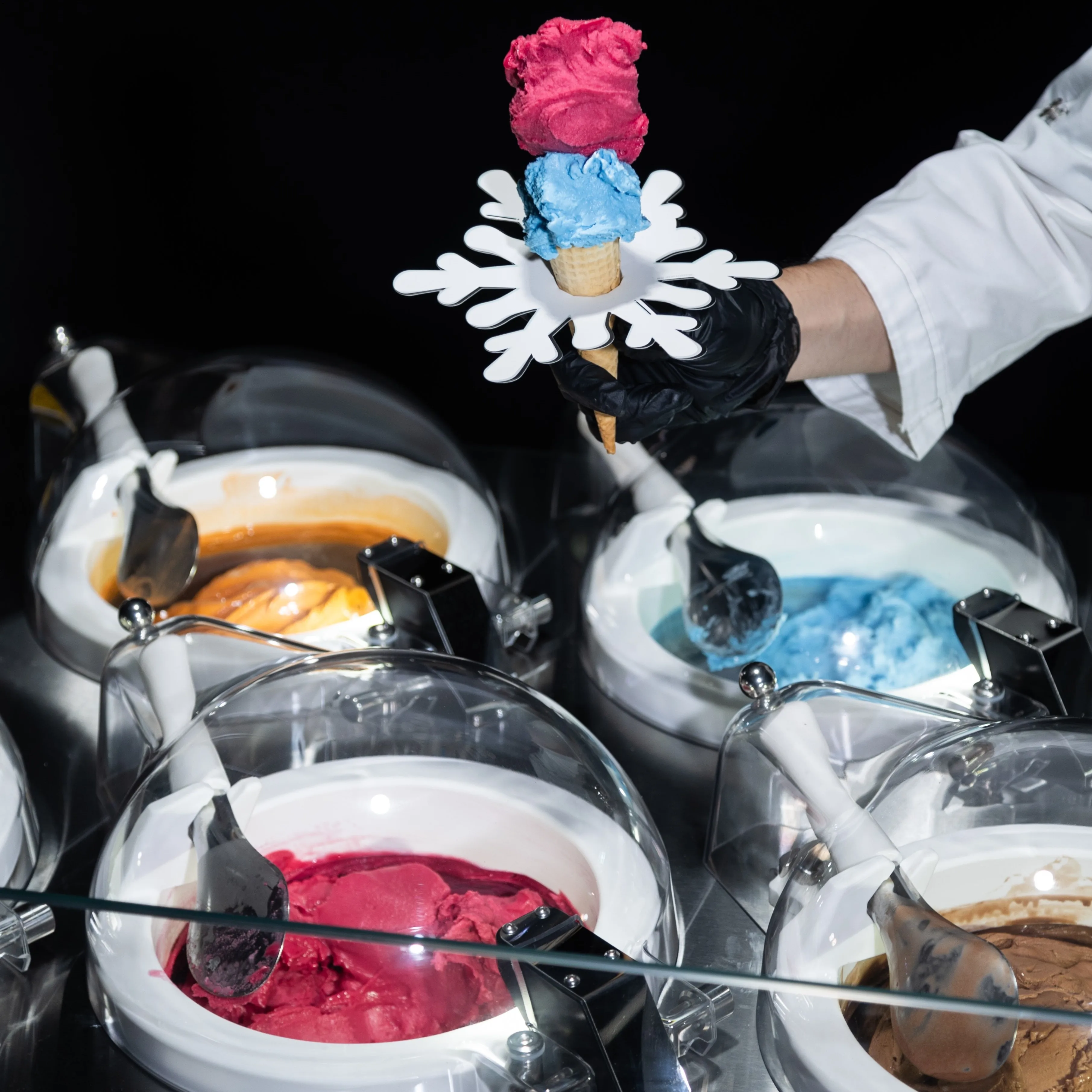 Miles Outdoor Use Pro V4 Cart - Automatic Ice Cream Machine