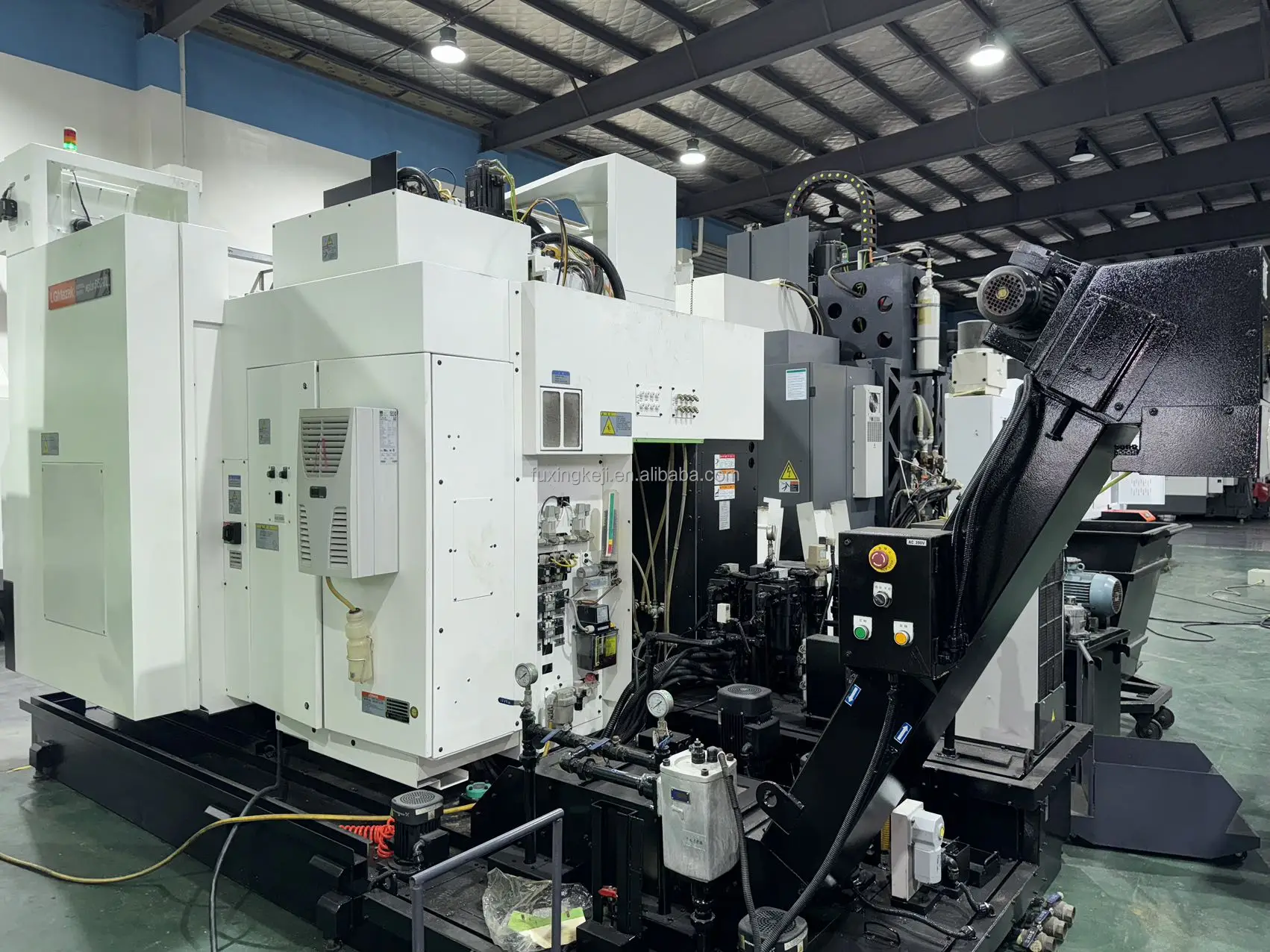 Mazak NEXUS 515C-IIL, металлический вертикальный обрабатывающий Mazak NEXUS 515C-IIL, металлический вертикальный обрабатывающий