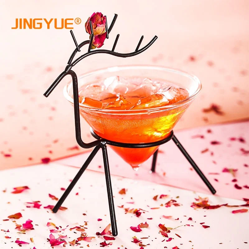 Unique Wholesale 160ml 5oz Martini Glasses Creative Special Deer Shape  Crystal Cocktail Glass for Gin Mojito Juice - China Drinking Glass and  Water Glass price