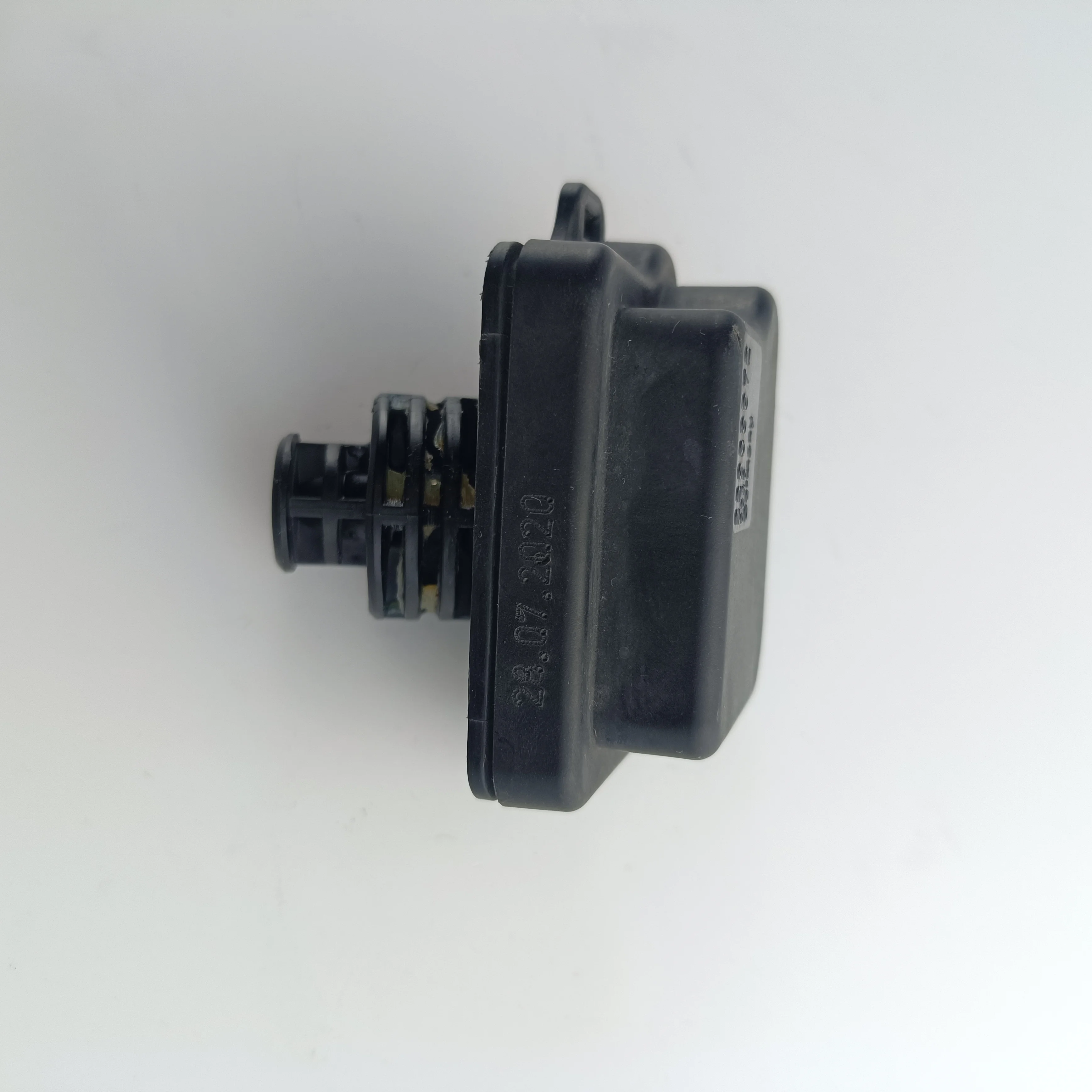 High Quality Original Igniter / Control Module Intake Sensor 22989972 Ignition For Volvo Truck