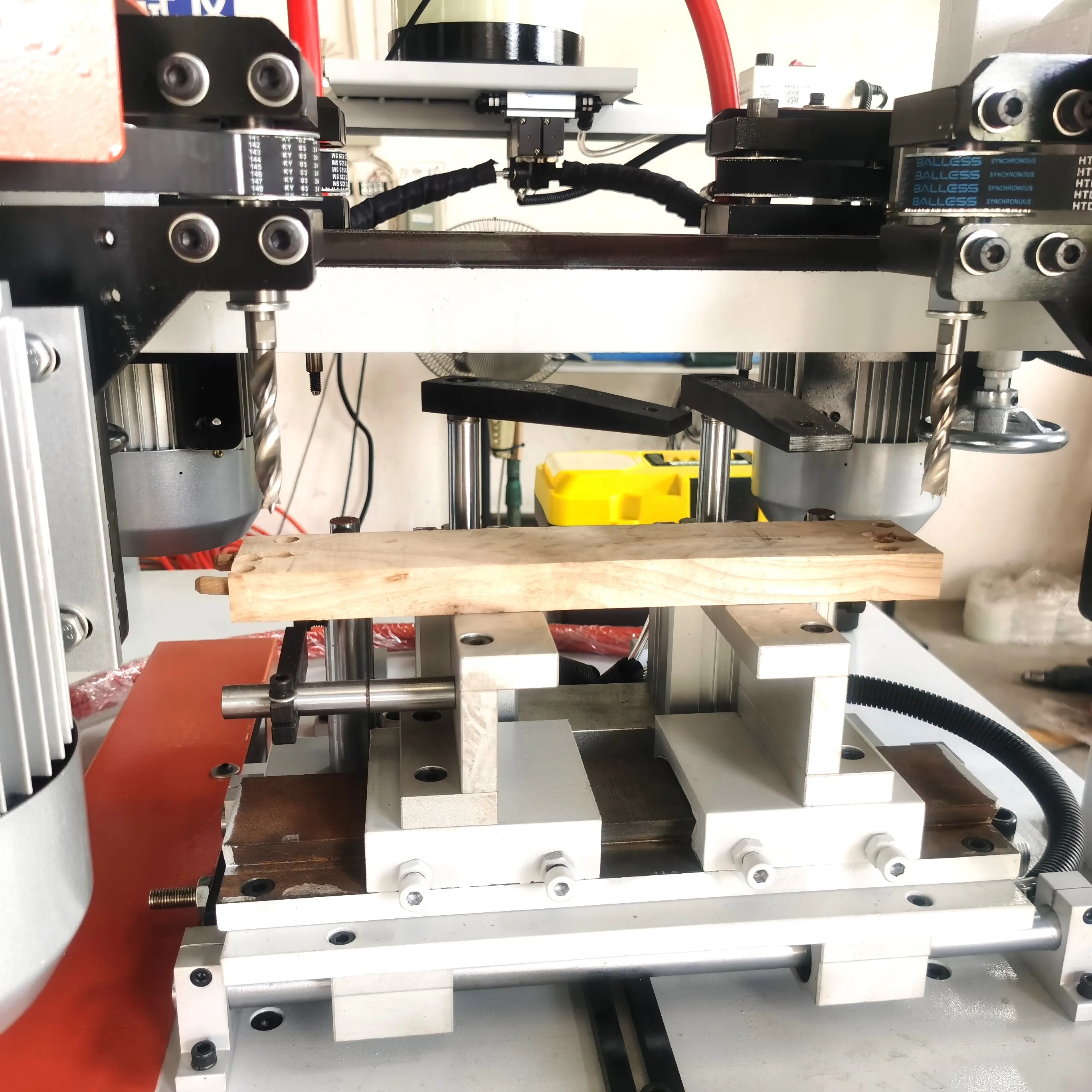 Wood Multi Functions Boring Tapping Processing Machine for Chair Back